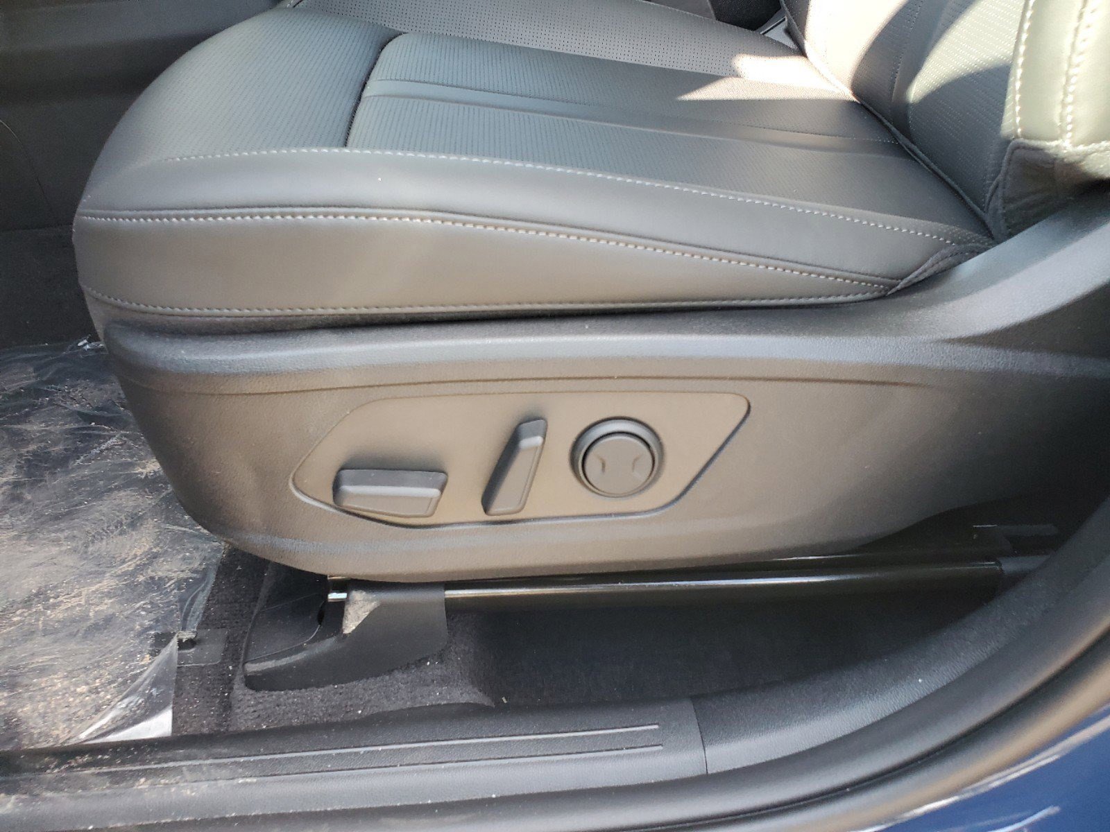 New 2025 Kia Sorento EX w/ Panoramic Sunroof Package image 11