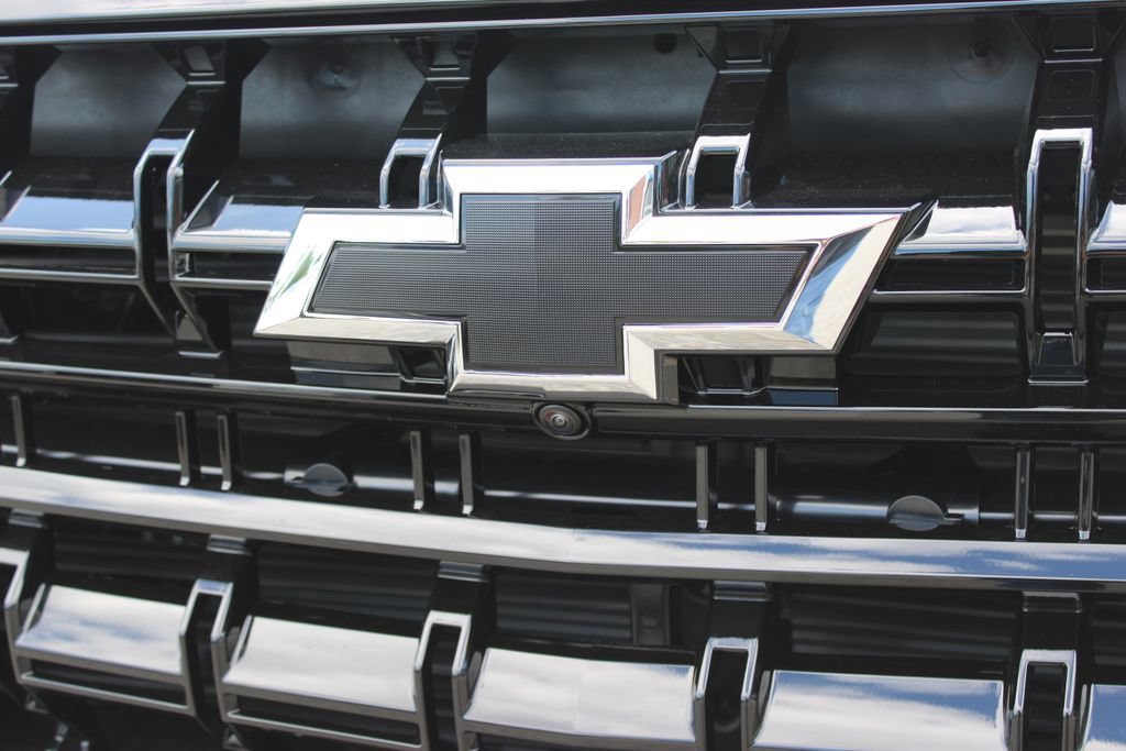 New 2026 Chevrolet Tahoe Z71 w/ Z71 Off-Road Package AWD/4WD image 9