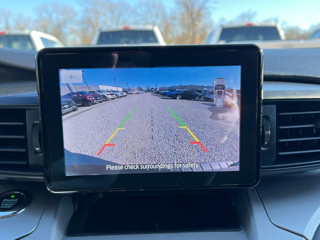 Used 2021 Ford Explorer XLT image 29