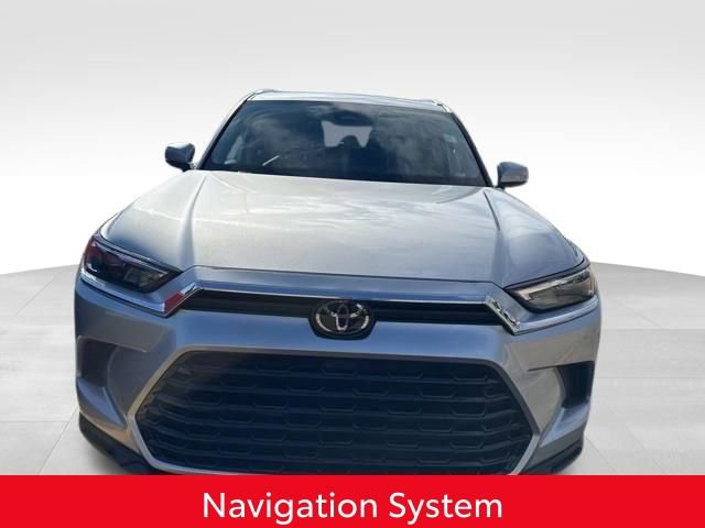 Used 2024 Toyota Grand Highlander XLE image 2