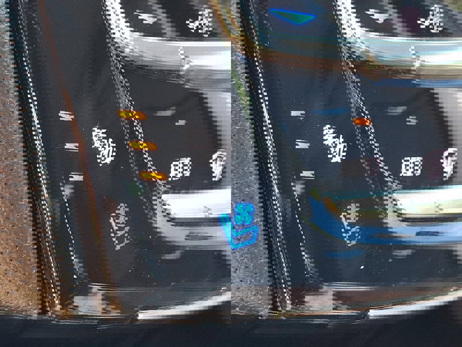 Used 2019 Cadillac XTS Luxury image 24