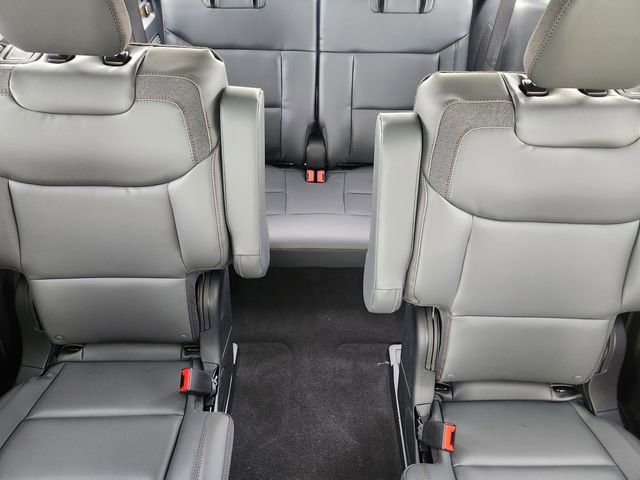 New 2026 Ford Explorer Active w/ Active Comfort Package AWD/4WD image 14