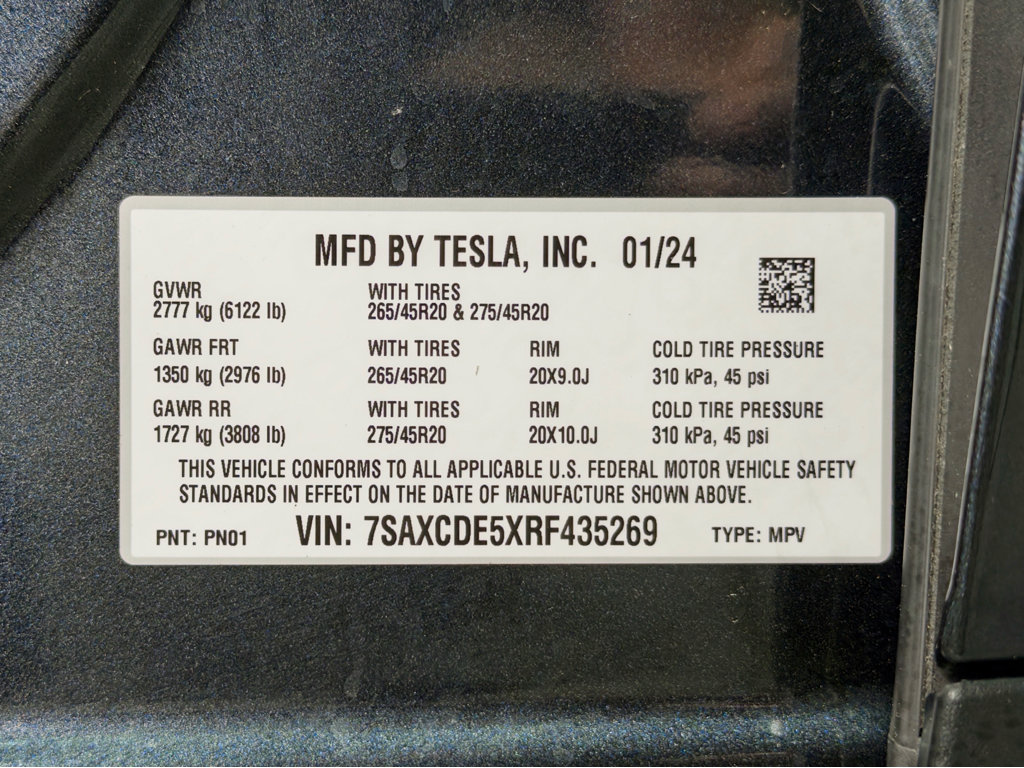 Used 2024 Tesla Model X image 28