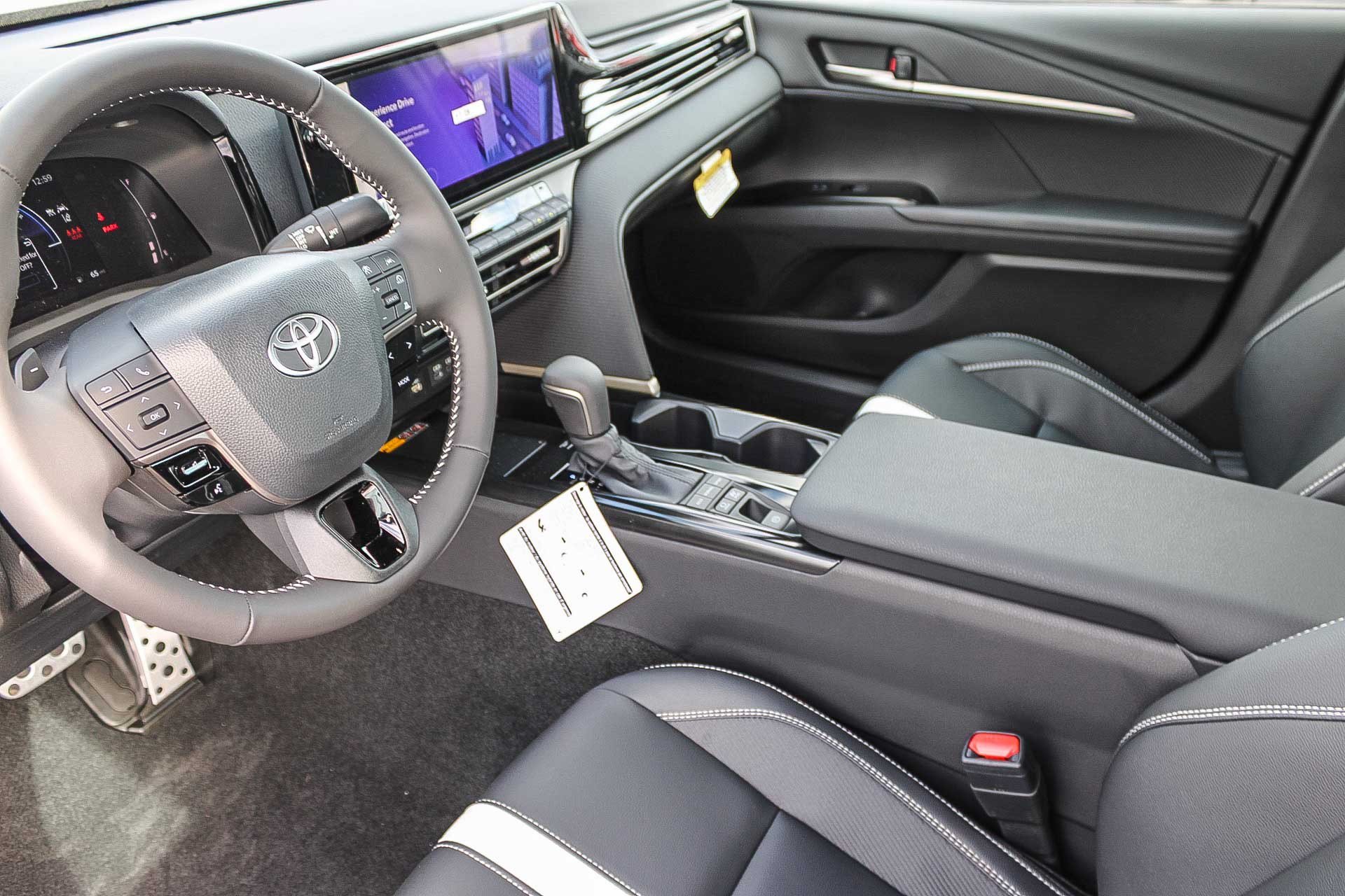 New 2026 Toyota Camry SE w/ Multimedia Upgrade Package FWD image 20