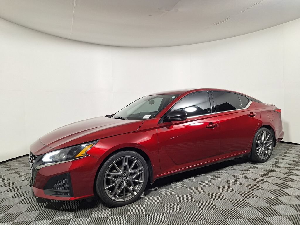Used 2024 Nissan Altima 2.0 SR