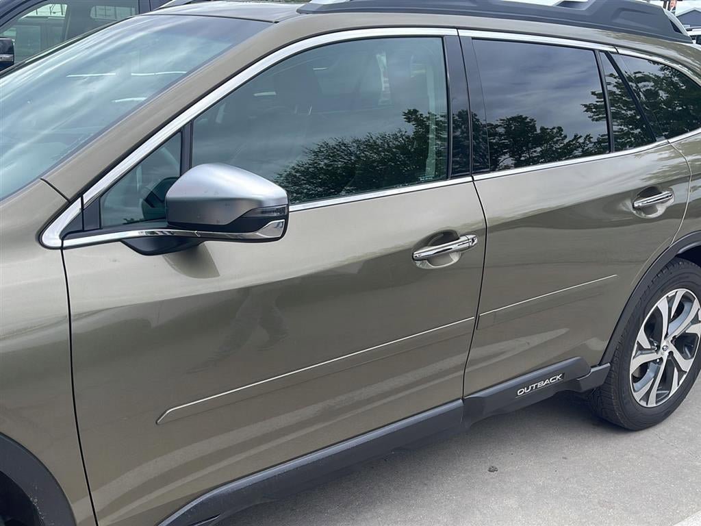 Used 2021 Subaru Outback Touring AWD/4WD image 4