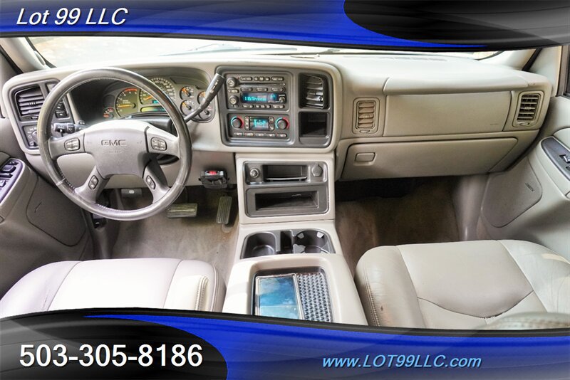 Used 2004 GMC Sierra 2500 SLT w/ Heavy-Duty Power Package AWD/4WD image 2