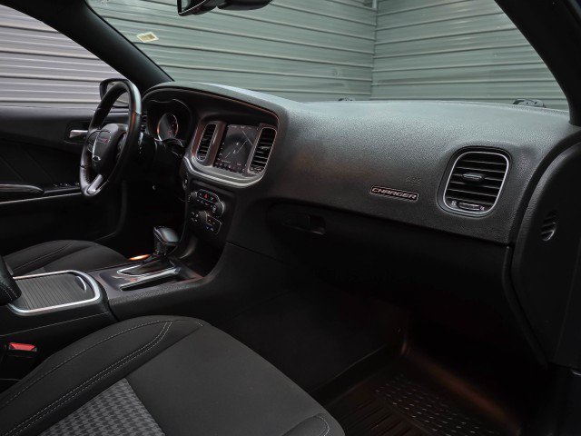 Used 2021 Dodge Charger SXT w/ Driver Convenience Group AWD/4WD image 12