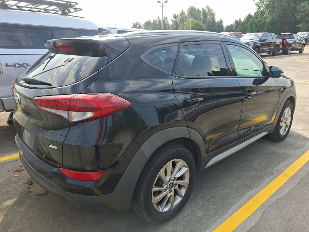 Used 2017 Hyundai Tucson SE Plus w/ Cargo Package AWD/4WD image 5