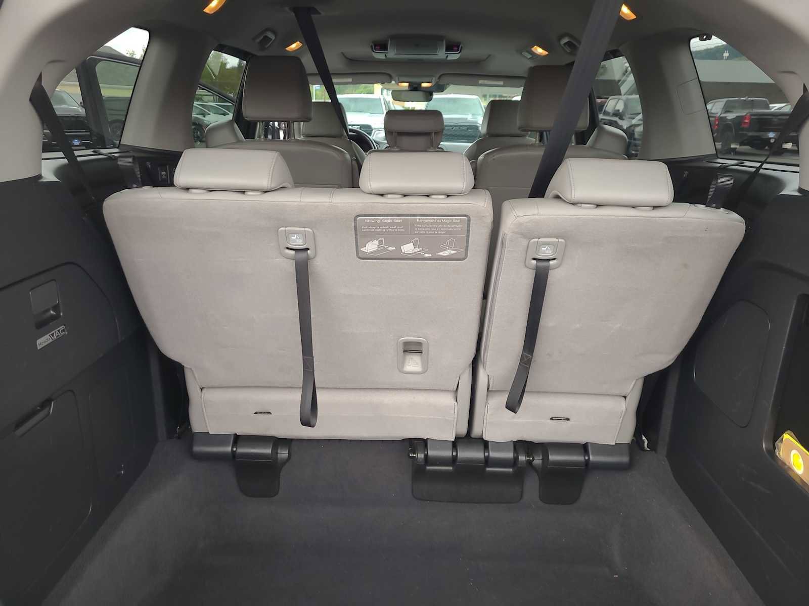 Used 2018 Honda Odyssey Elite image 27