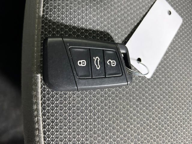 Used 2024 Volkswagen Taos S image 25