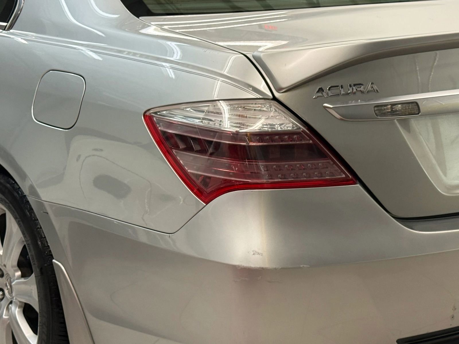 Used 2010 Acura RL AWD/4WD image 12