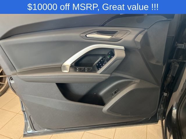Used 2025 Audi Q5 Premium w/ Convenience Package AWD/4WD image 11