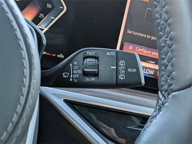 Used 2025 BMW X5 xDrive40i w/ M Sport Package image 34