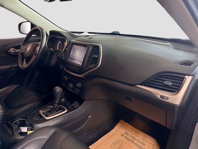 Used 2016 Jeep Cherokee Limited image 30