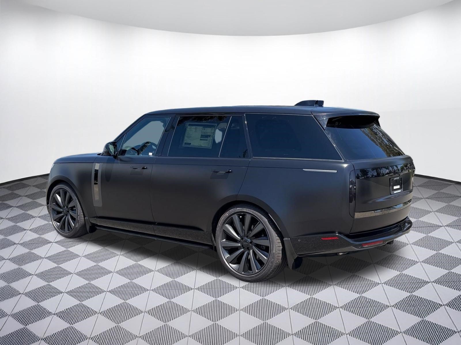 New 2026 Land Rover Range Rover SV AWD/4WD image 3