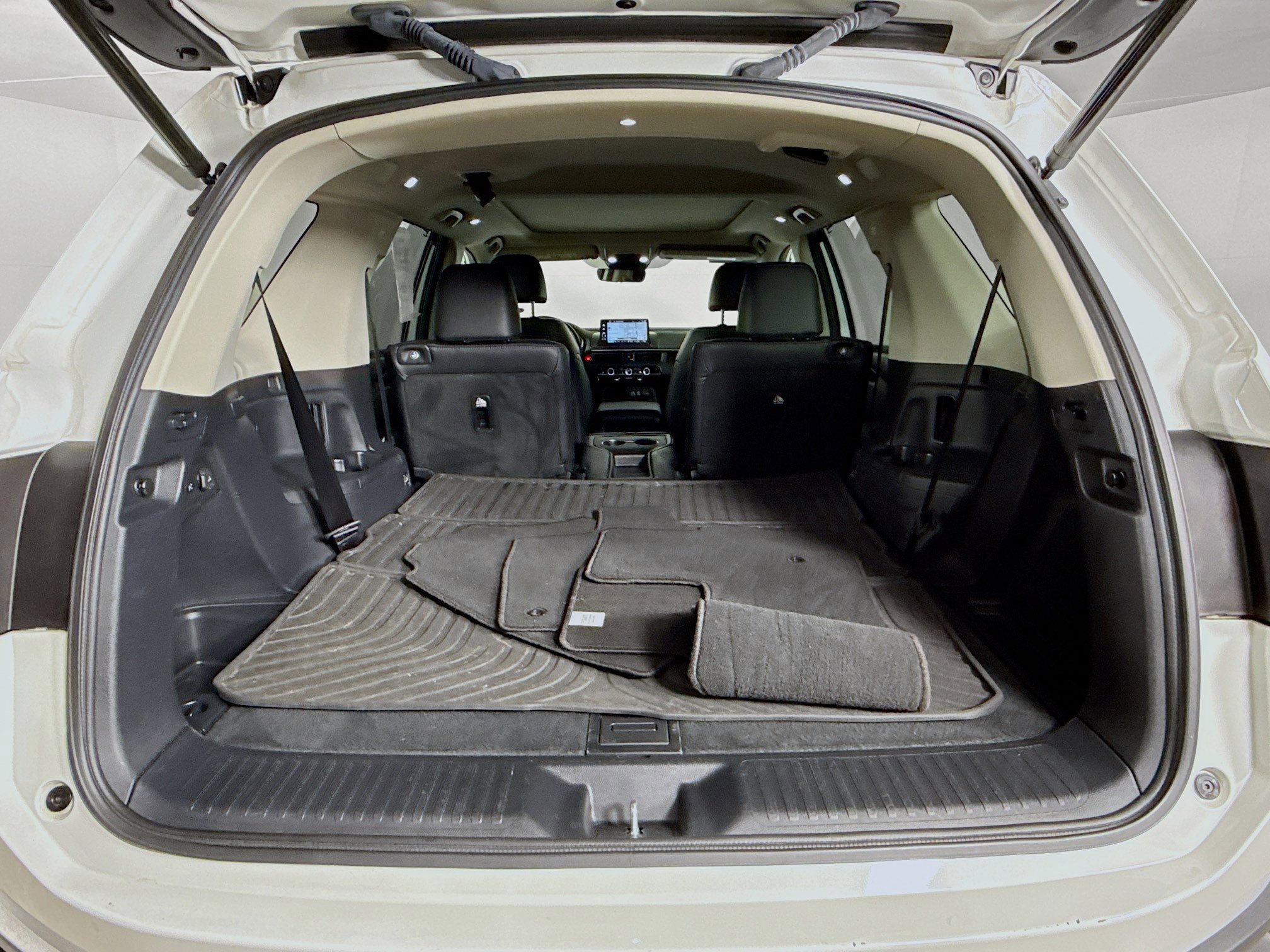 Certified 2024 Honda Pilot Touring image 35