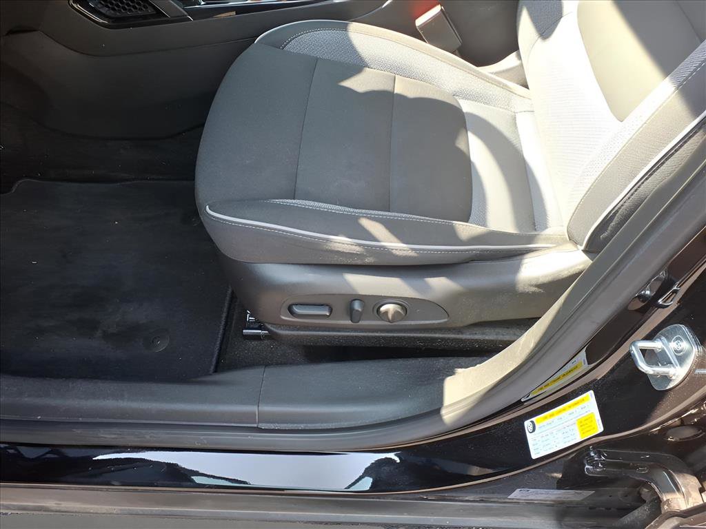 Used 2023 Chevrolet TrailBlazer LT w/ Convenience Package image 9