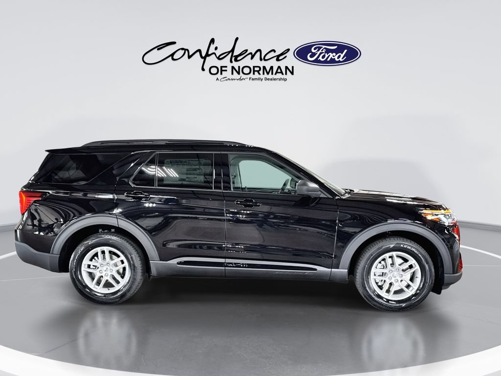 Used 2026 Ford Explorer Active RWD image 10
