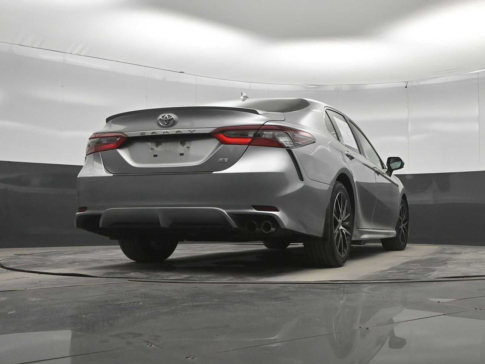 Used 2024 Toyota Camry SE FWD image 36