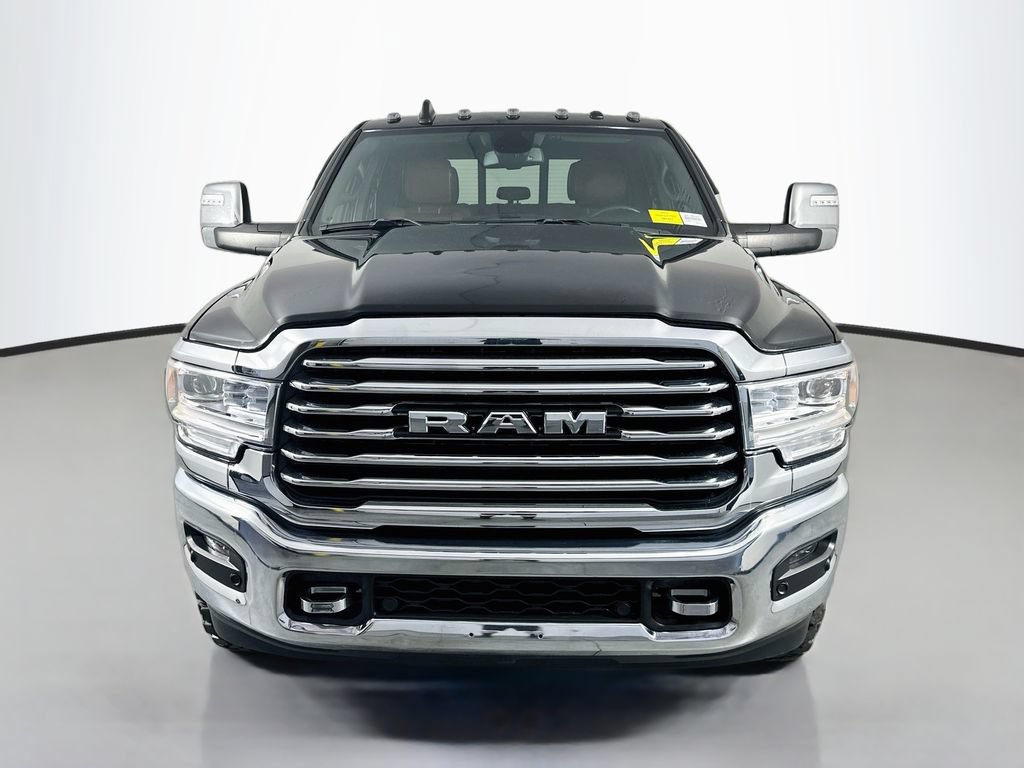 Used 2024 RAM 3500 Limited AWD/4WD image 2