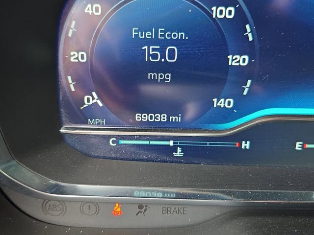 Used 2024 Chevrolet Suburban Premier image 29