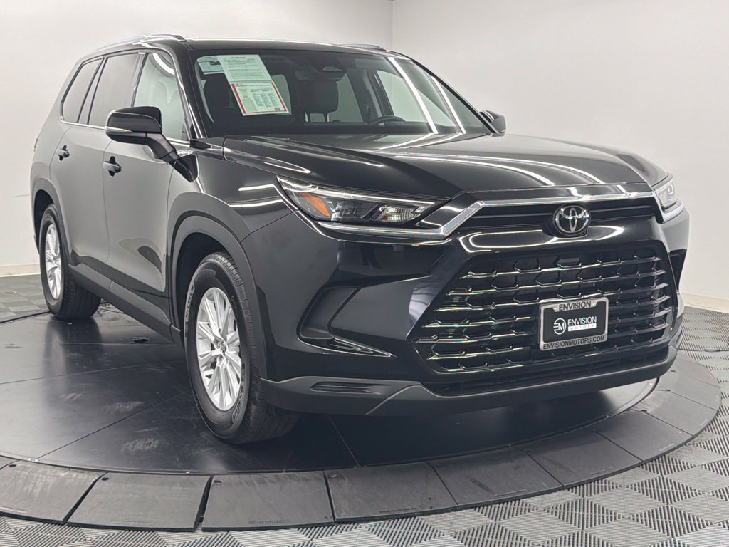 Certified 2026 Toyota Grand Highlander FWD image 8
