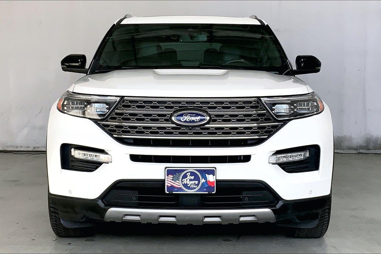 Used 2021 Ford Explorer King Ranch w/ Premium Technology Package AWD/4WD image 2