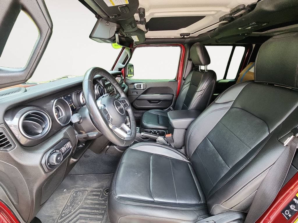 Used 2022 Jeep Wrangler Unlimited Sahara AWD/4WD image 11