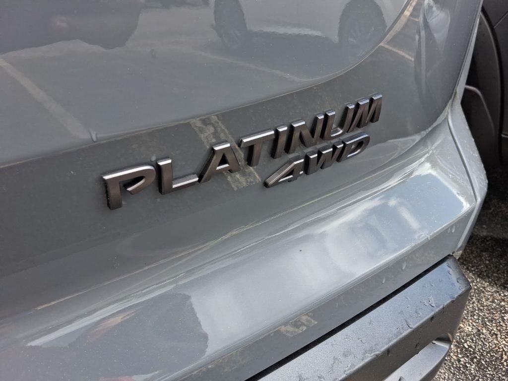 New 2026 Nissan Pathfinder Platinum AWD/4WD image 11