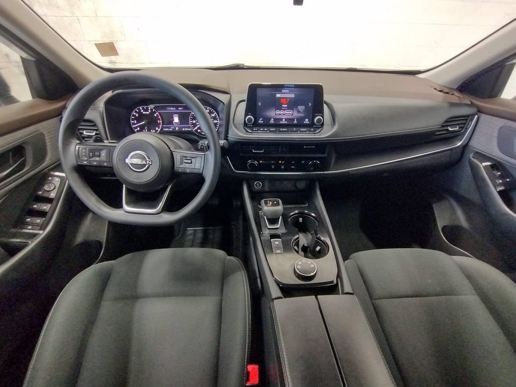 Used 2023 Nissan Rogue S AWD/4WD image 34