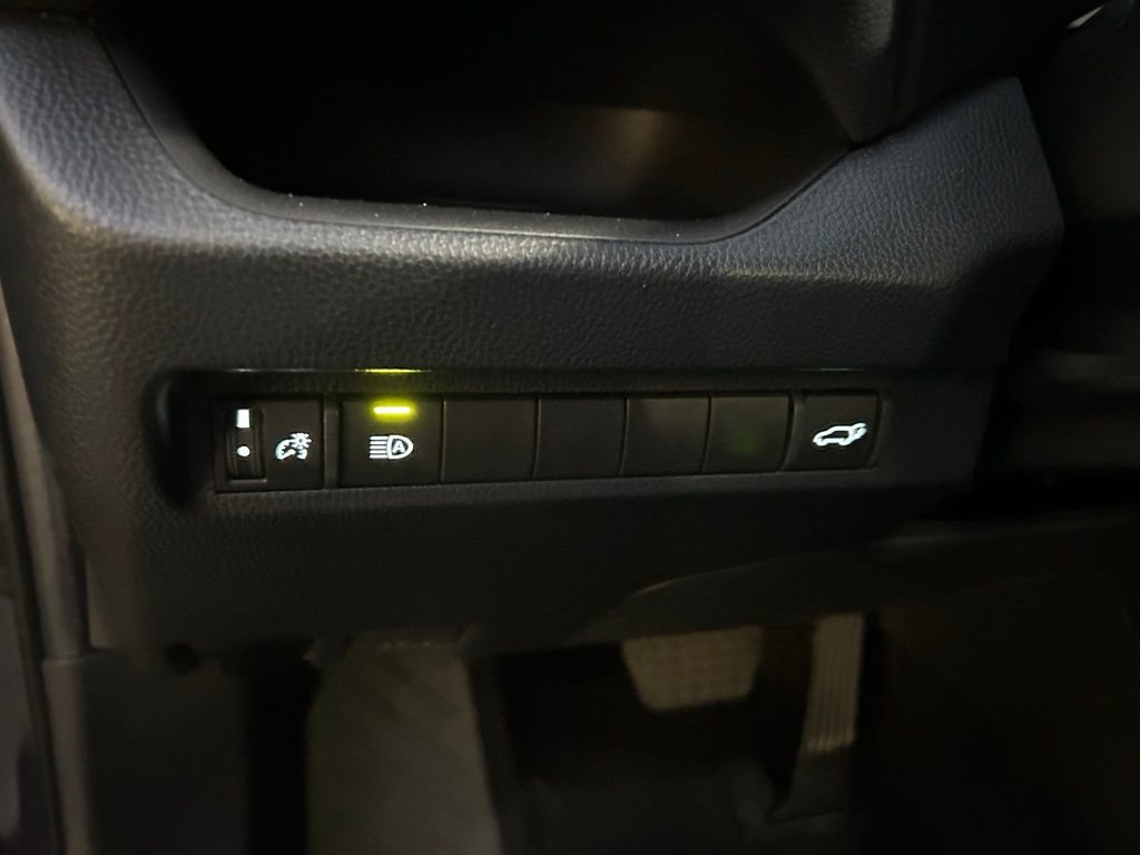 Certified 2023 Toyota RAV4 XLE Premium image 18