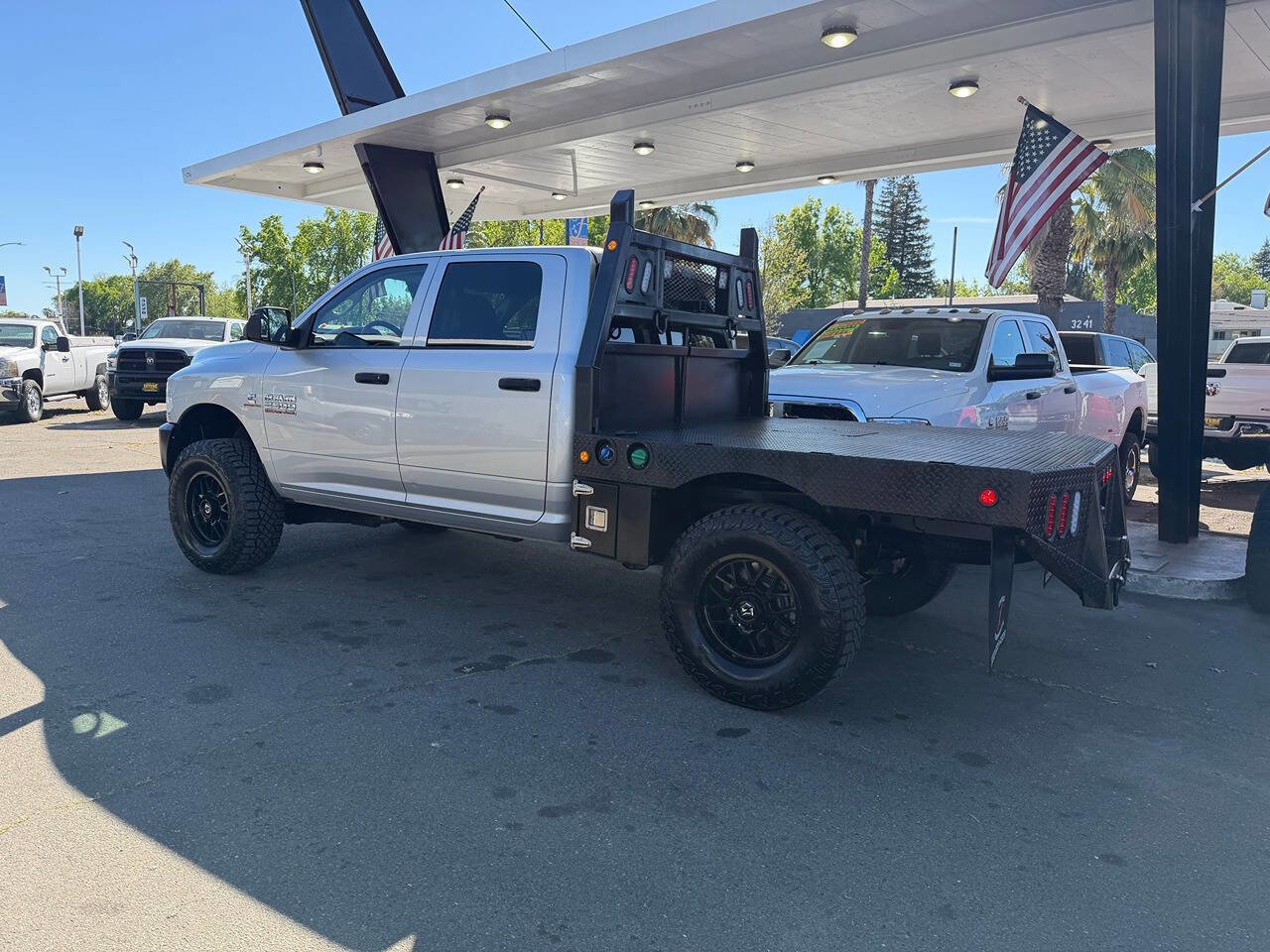 Used 2018 RAM 2500 Tradesman w/ Popular Equipment Group image 4