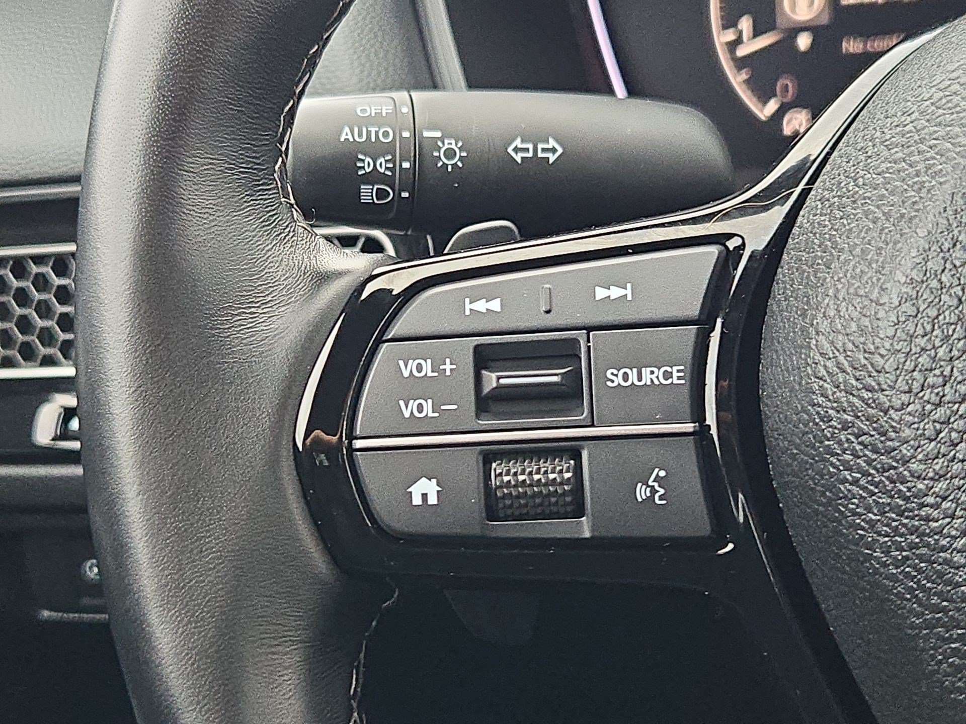 Certified 2025 Honda Civic Sport image 17