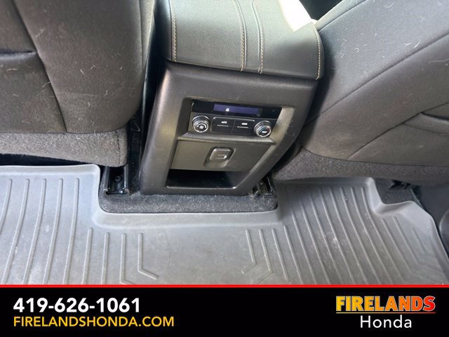 Used 2020 Chevrolet Traverse LT w/ Driver Confidence II Package AWD/4WD image 31