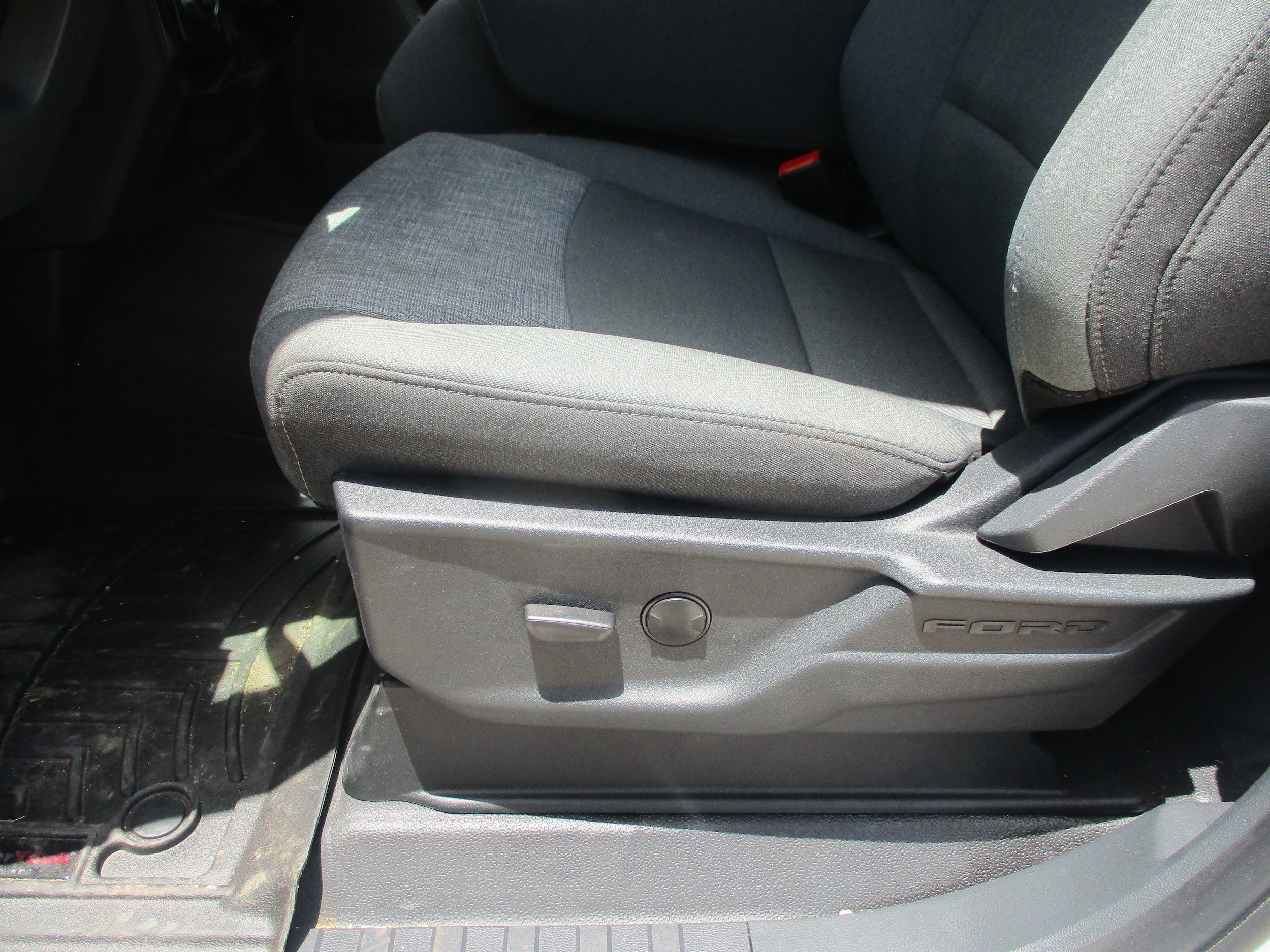 Used 2025 Ford F450 XLT w/ XLT Value Package AWD/4WD image 8