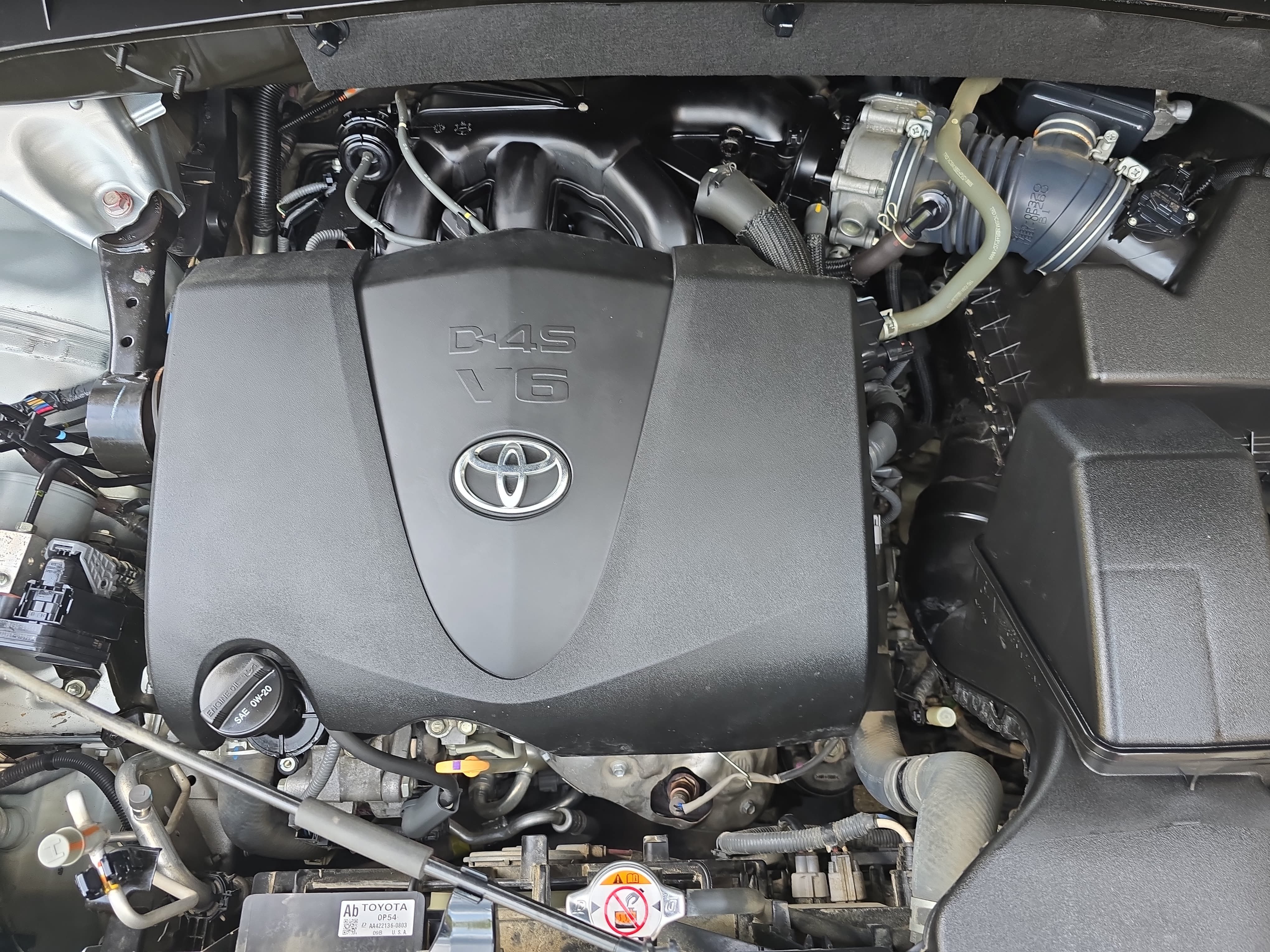 Used 2019 Toyota Highlander XLE AWD/4WD image 32