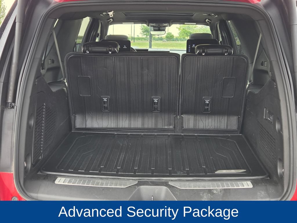 Used 2025 GMC Yukon XL AT4 Ultimate AWD/4WD image 40