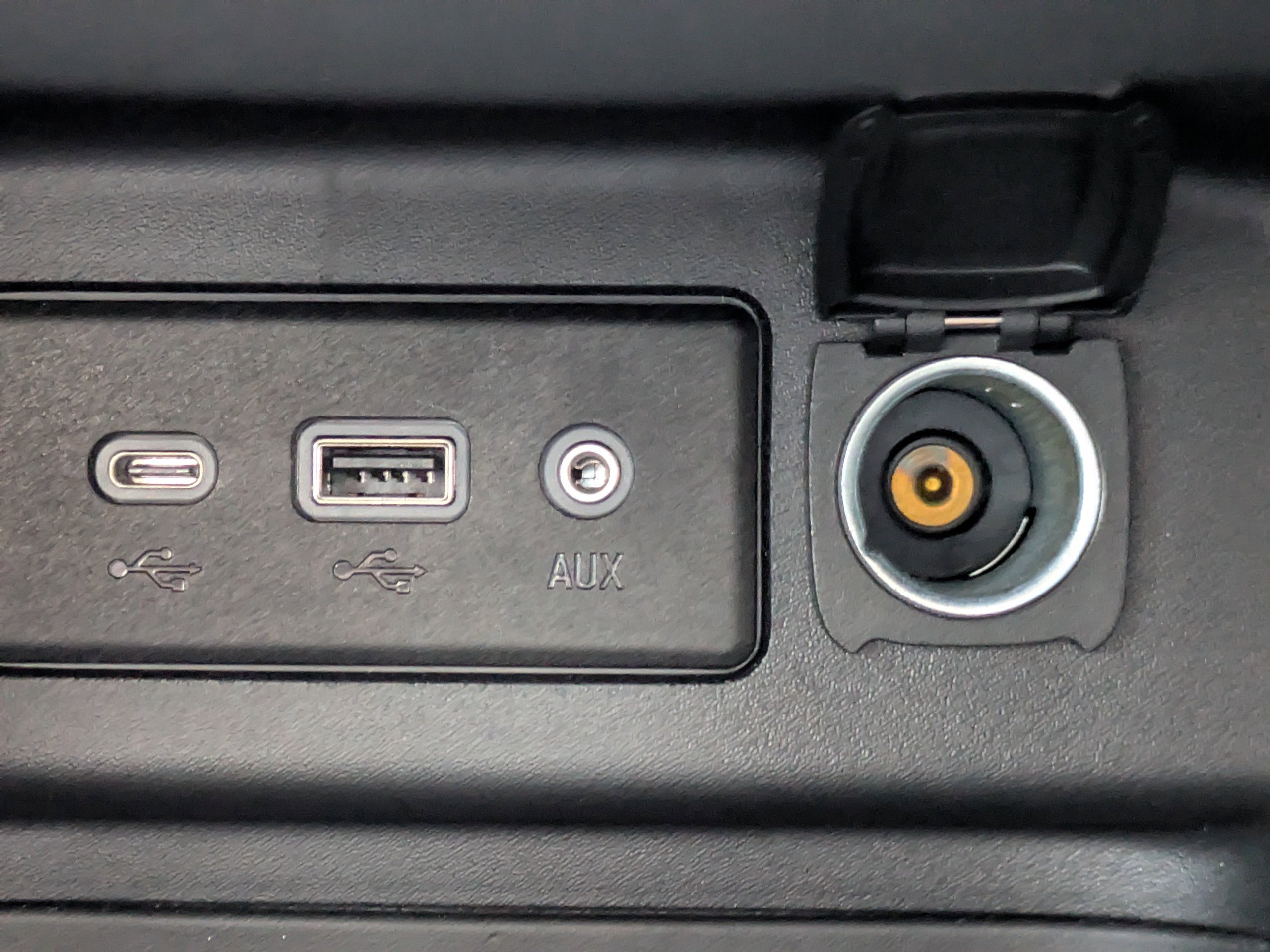 Used 2023 Chevrolet Equinox LT image 21