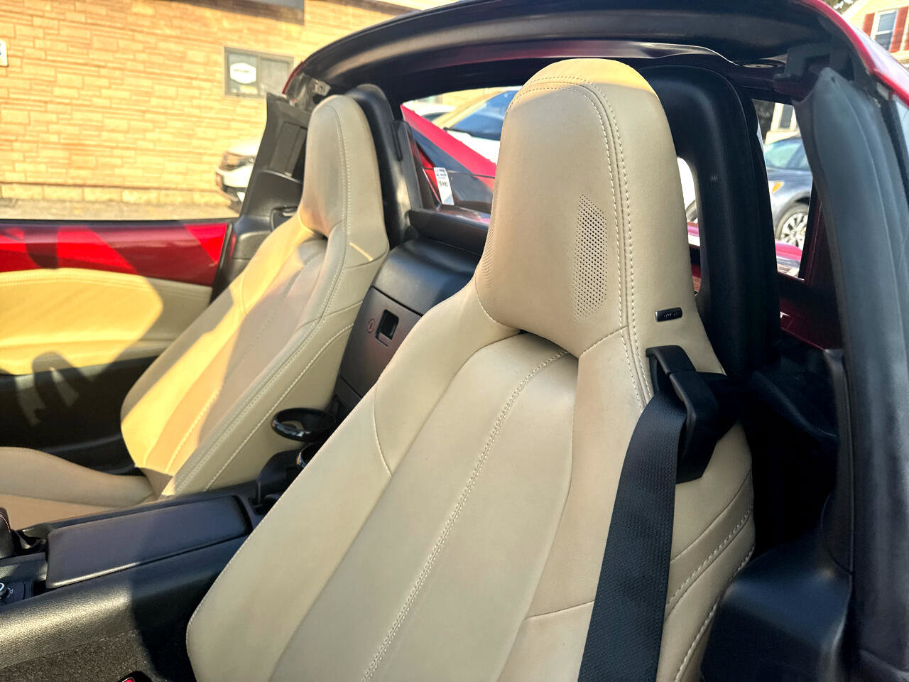 Used 2017 MAZDA MX-5 Miata RF Grand Touring image 26