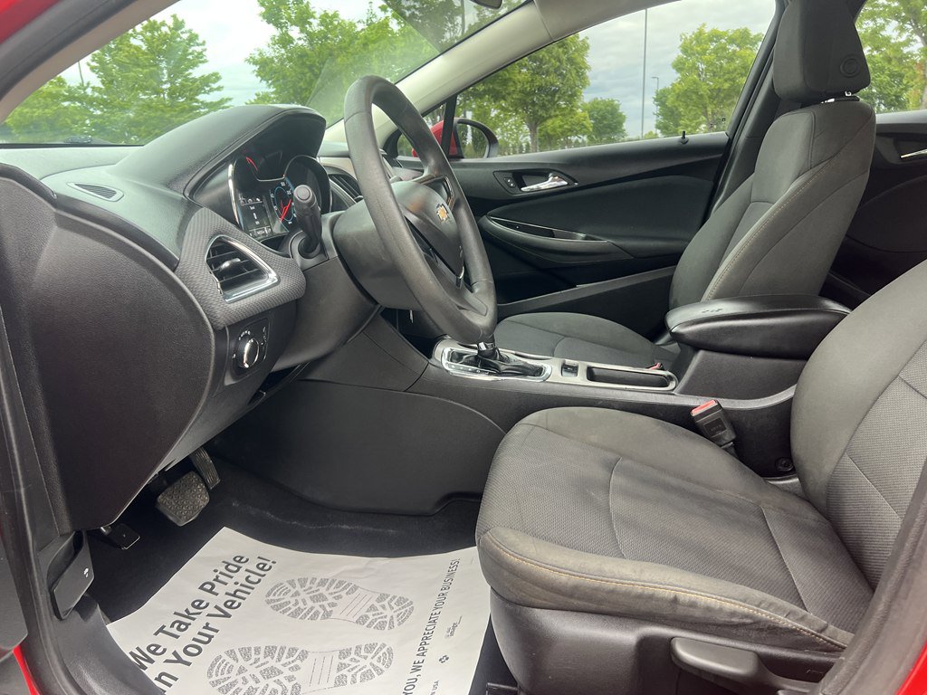 Used 2016 Chevrolet Cruze LS FWD image 17