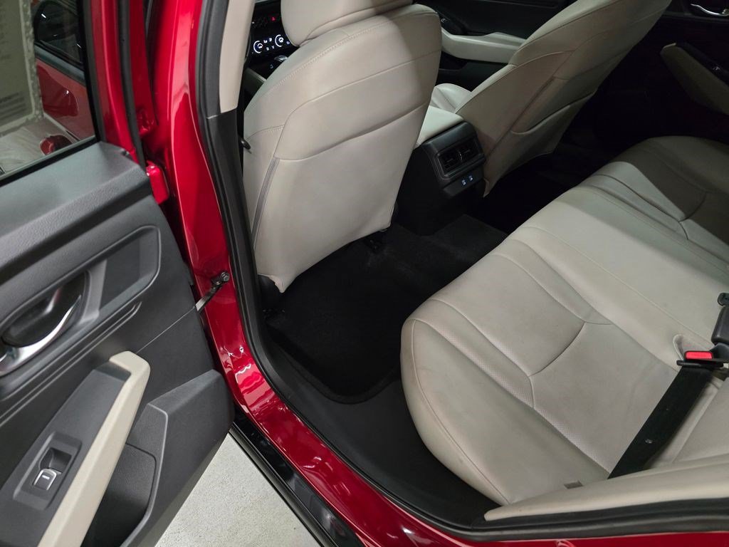 Used 2023 Honda Accord EX-L image 29