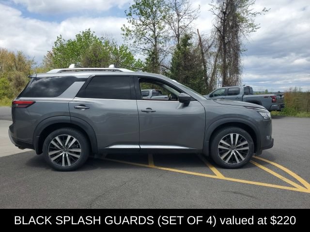 Certified 2023 Nissan Pathfinder Platinum w/ Cargo Package AWD/4WD image 8