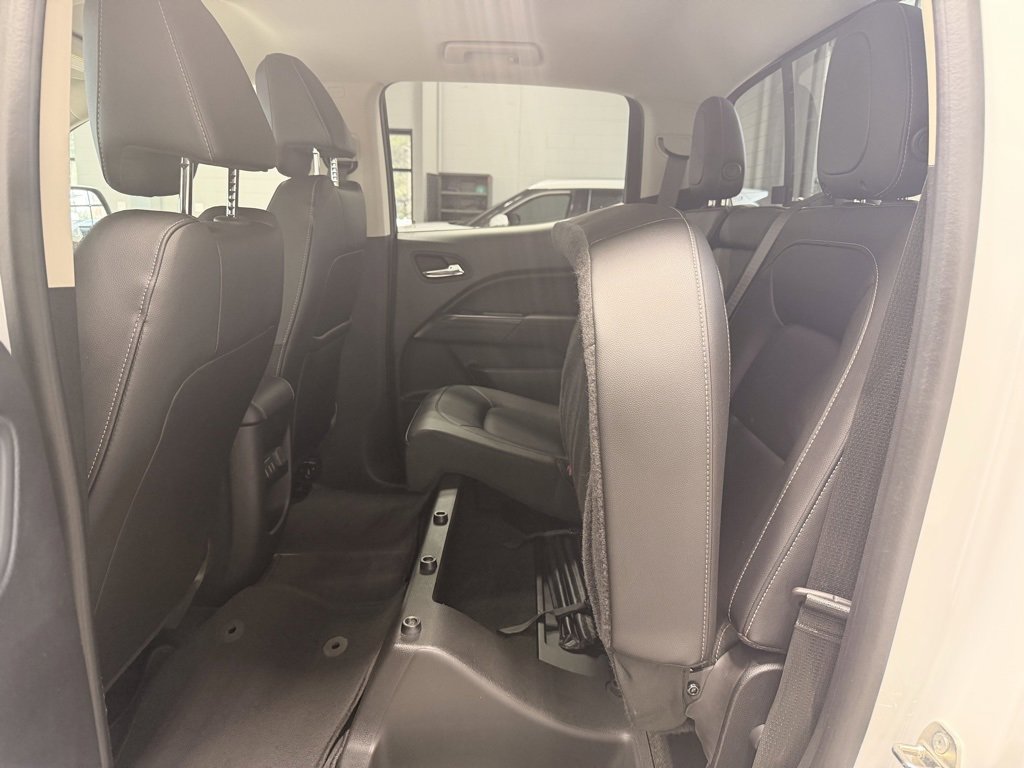 Used 2018 GMC Canyon SLT image 22