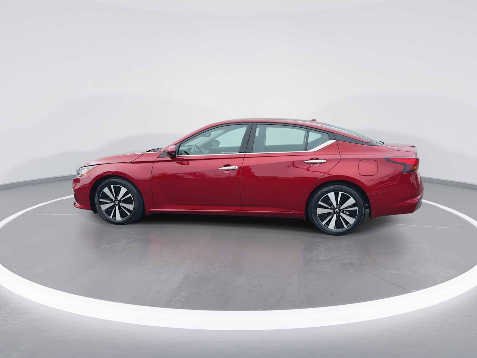 Used 2020 Nissan Altima 2.5 SV image 5