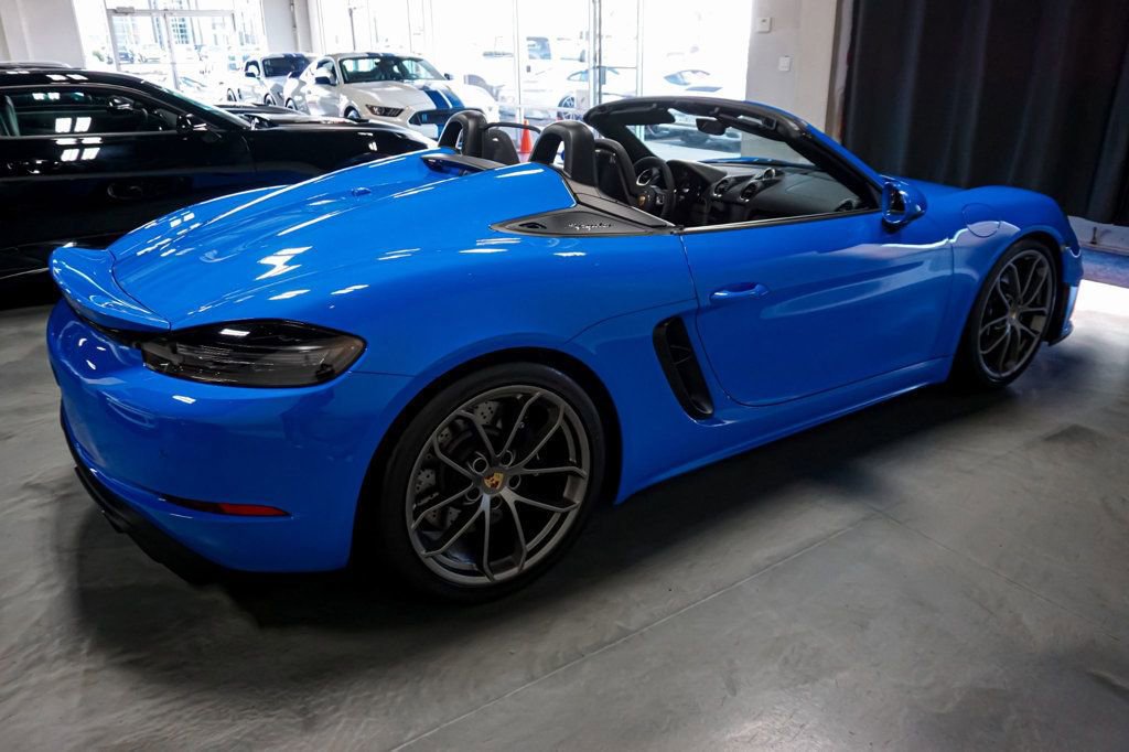 Used 2022 Porsche 718 Boxster Spyder image 32
