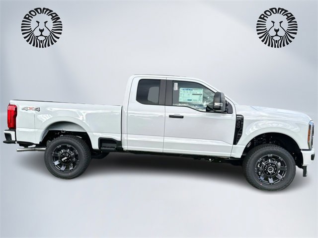 New 2026 Ford F350 XL image 4