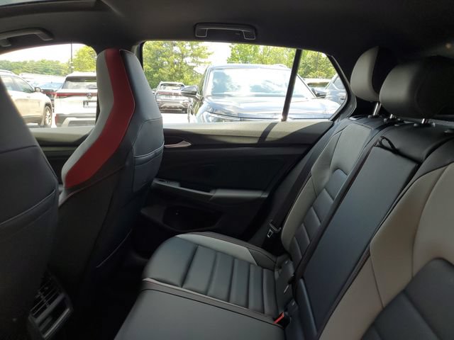 New 2026 Volkswagen GTI SE FWD image 10