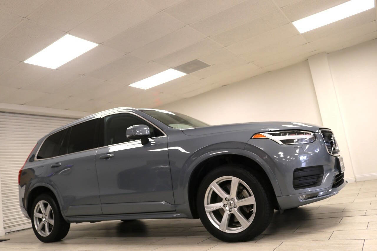 Used 2022 Volvo XC90 T5 Momentum AWD/4WD image 9
