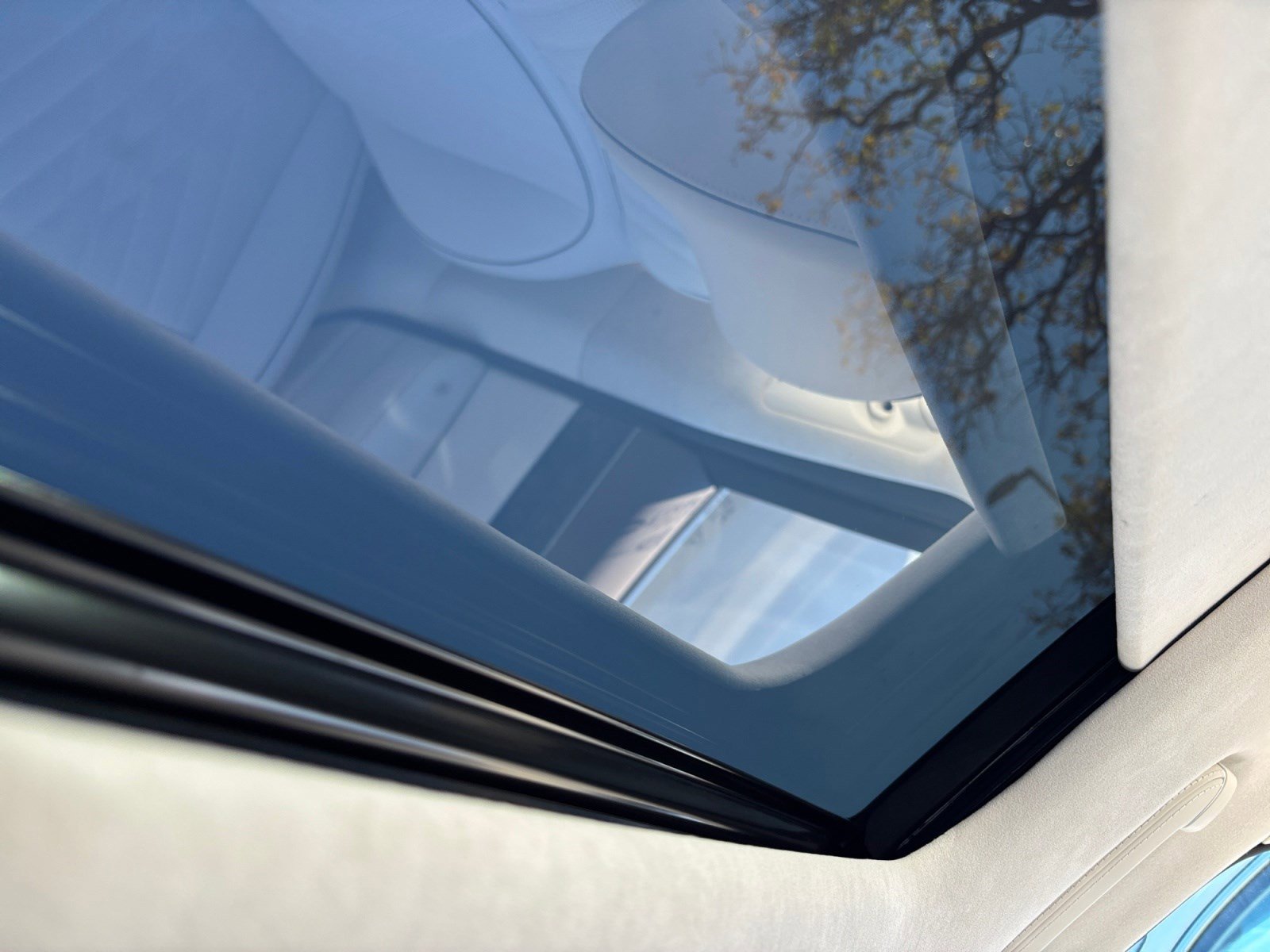 Used 2025 Genesis G90 3.5T image 19